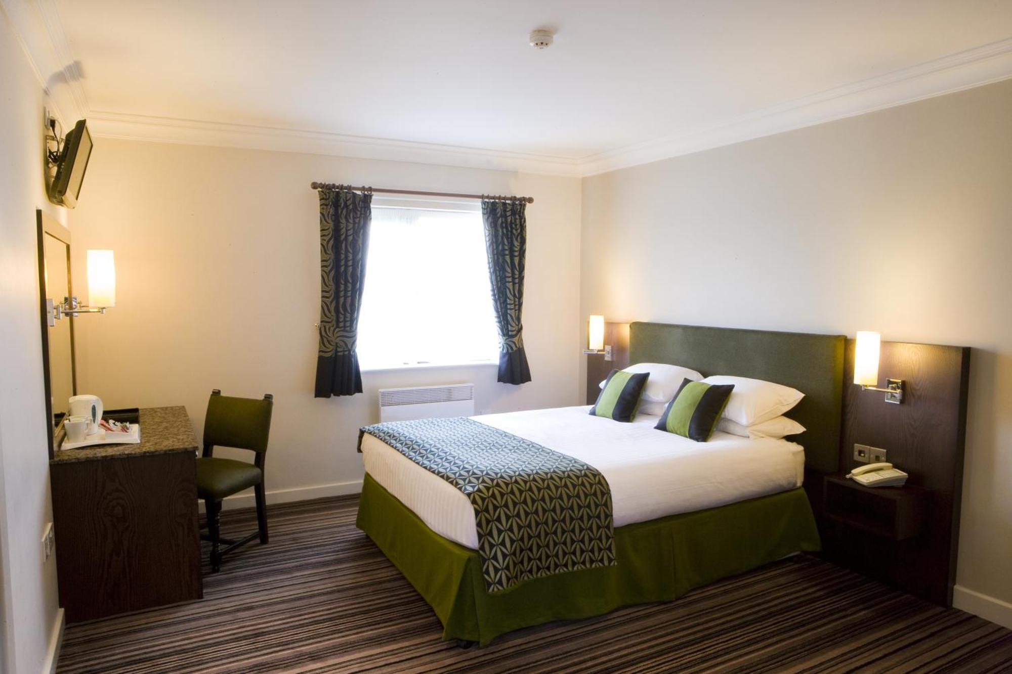 Burntwood Court Hotel Barnsley Bagian luar foto
