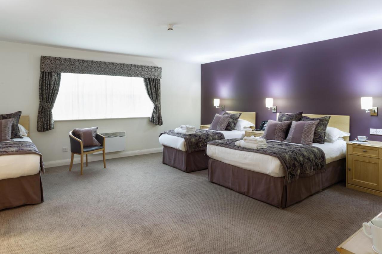 Burntwood Court Hotel Barnsley Bagian luar foto