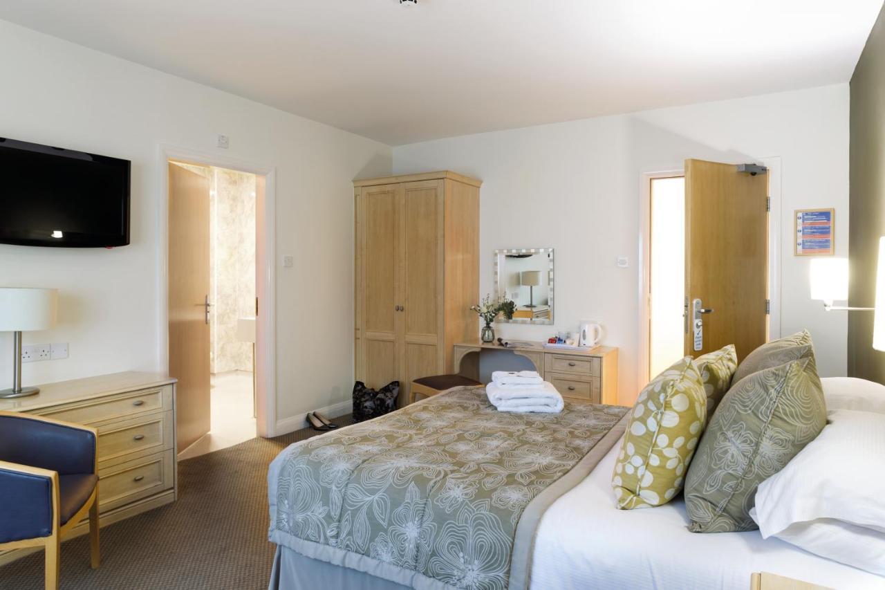 Burntwood Court Hotel Barnsley Bagian luar foto